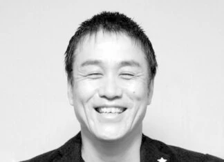 Biografia: Yasushi Adachi